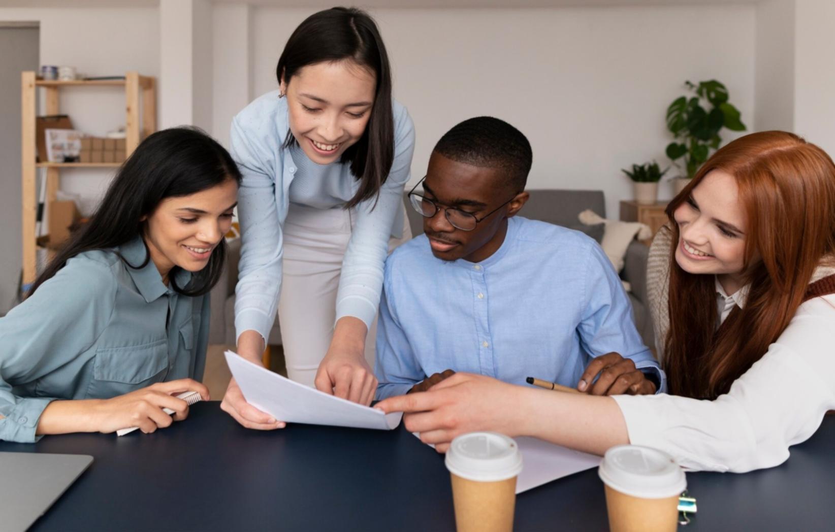 Control de gastos operativos mensuales